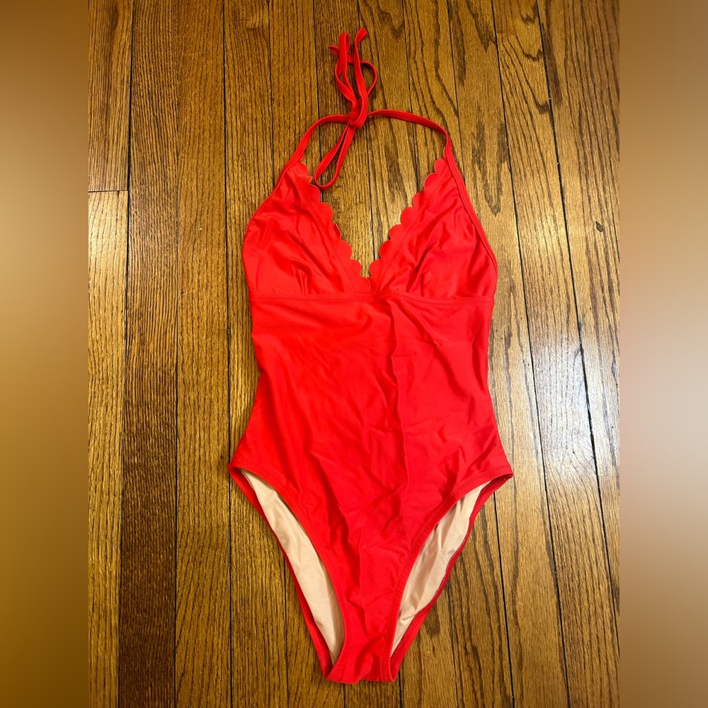 NWOT J Crew Scalloped Open Back Swimsuit